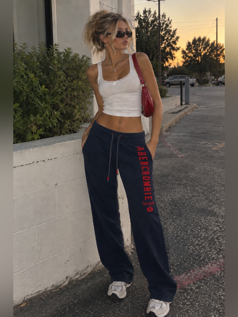 Y2K Abercrombie & Fitch Navy Blue Red Mid Rise Straight Leg Sweatpant Sz S Comfy